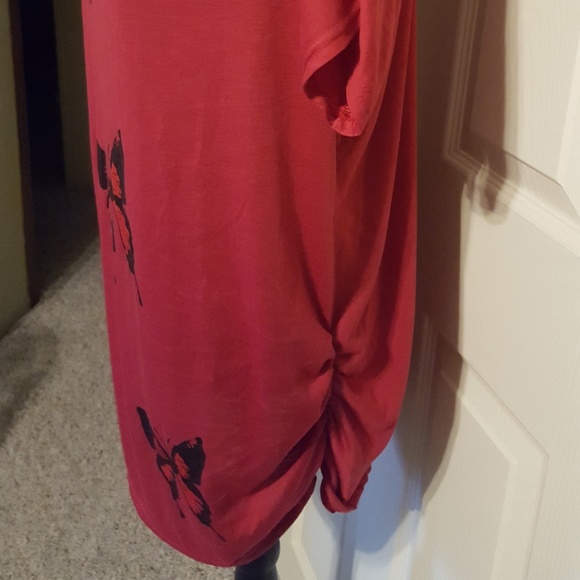 Butterfly Top - Picture 3 of 5